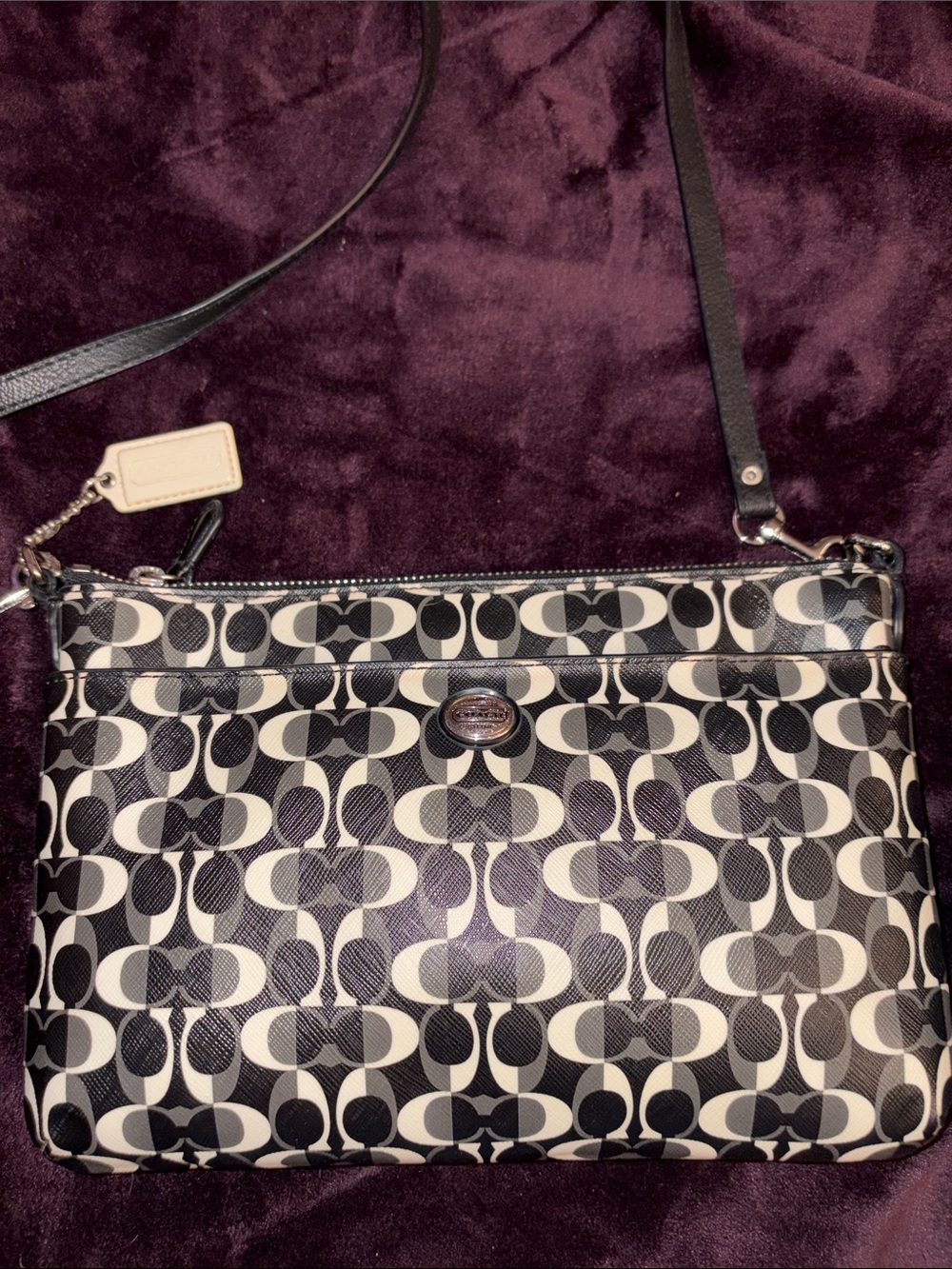 NWOT RARE Coach PEYTON DREAM Signature Black and Cream Crossbody Bag